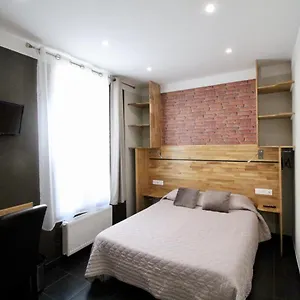 Des Pyrenees , Paris Fransa